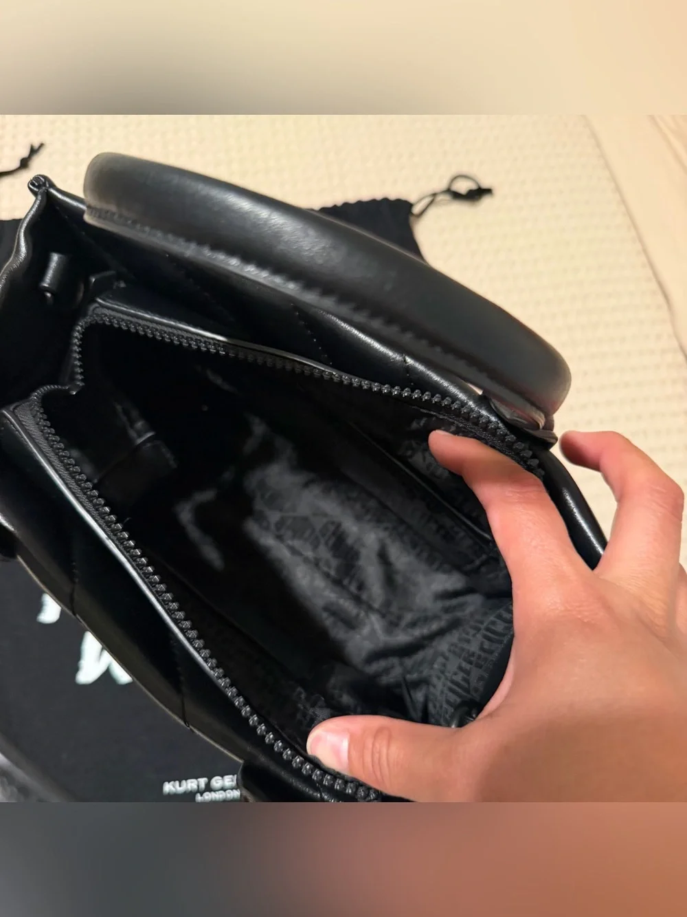 Kurt Geiger sleek kurt